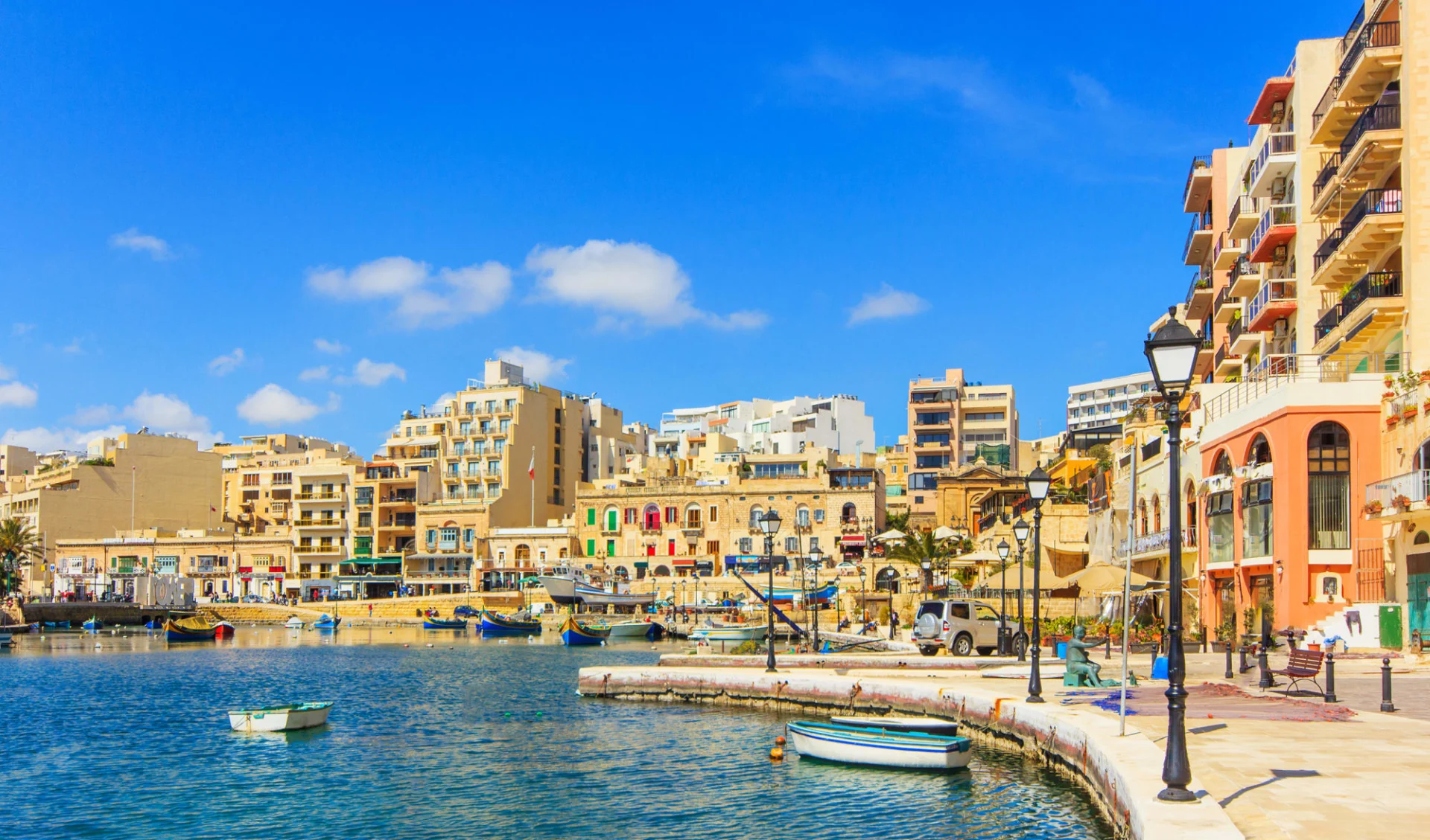 Badeferien im AX The Palace ab Sliema: Spinola Bay Ufer Malta