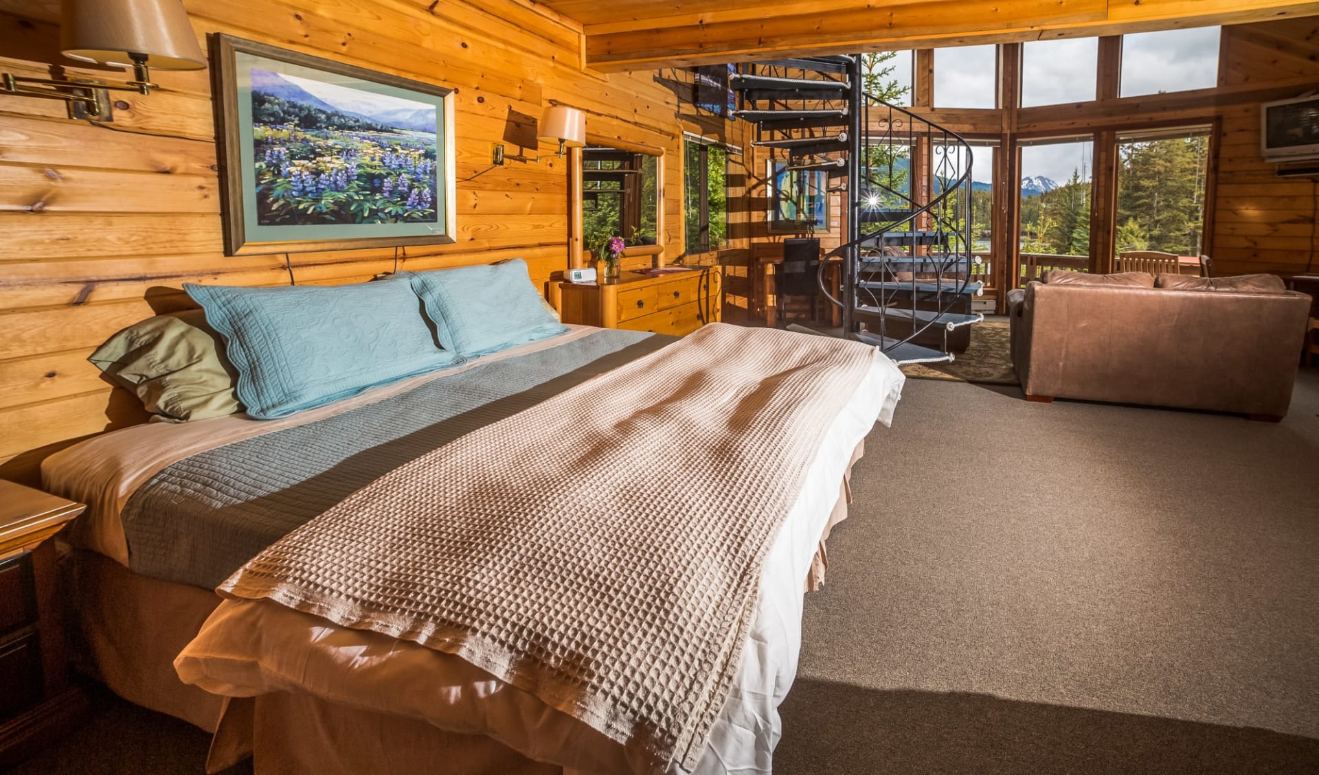 Tutka Bay Lodge in Homer: tutka_bay_lodge_Eagle's Nest Cabin