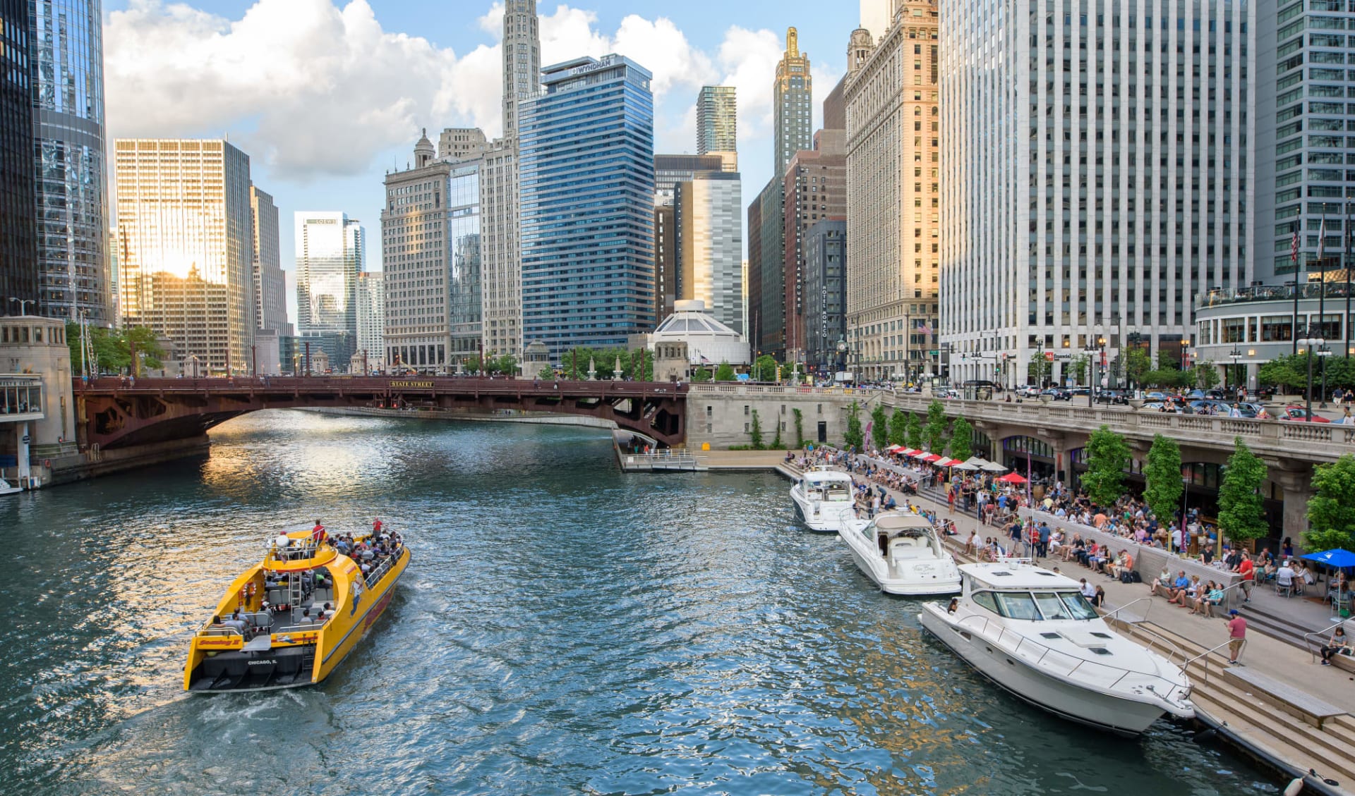 Geführte Reise - Route 66 ab Chicago: USA - Illinois - Chicago Downtown Riverwalk