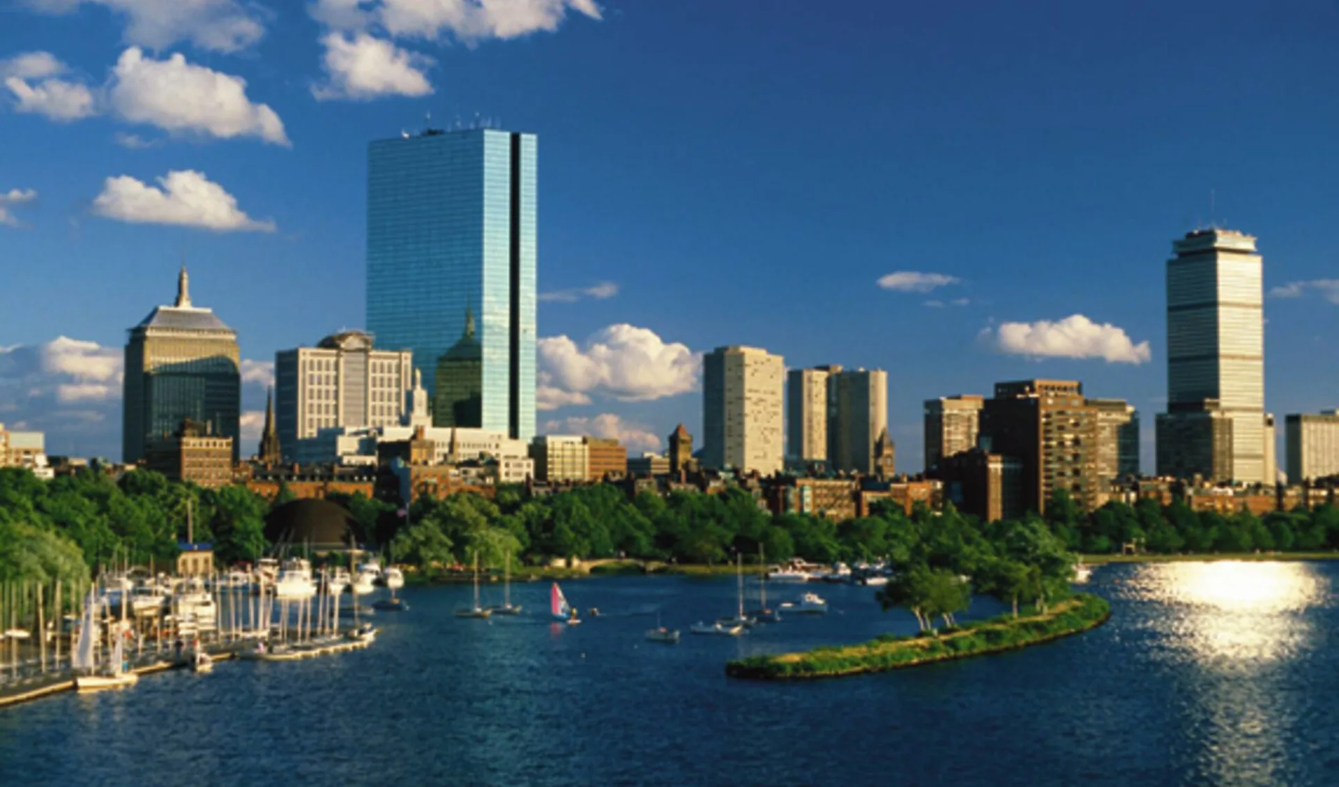 Charming New England ab Boston: USA - Massachusetts - Boston Skyline