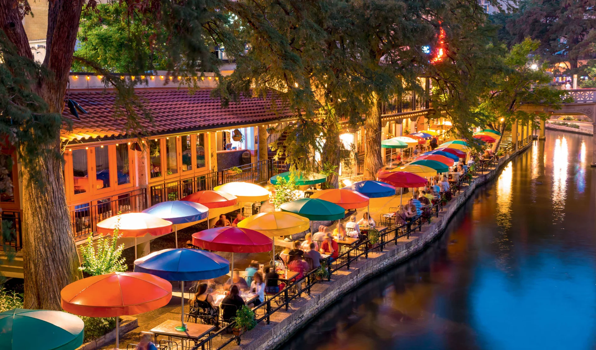 Texas Explorer ab Dallas: USA - Texas - San Antonio Riverwalk