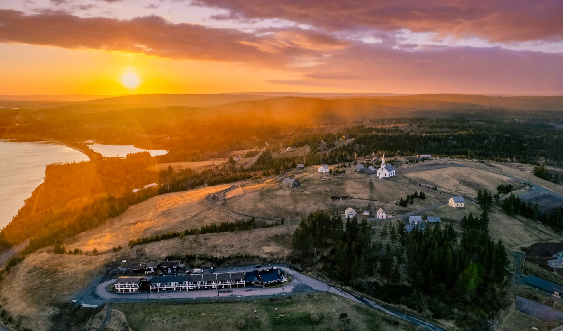 The Iona Heights Inn in Baddeck: YIOHH_exterior_002-huge