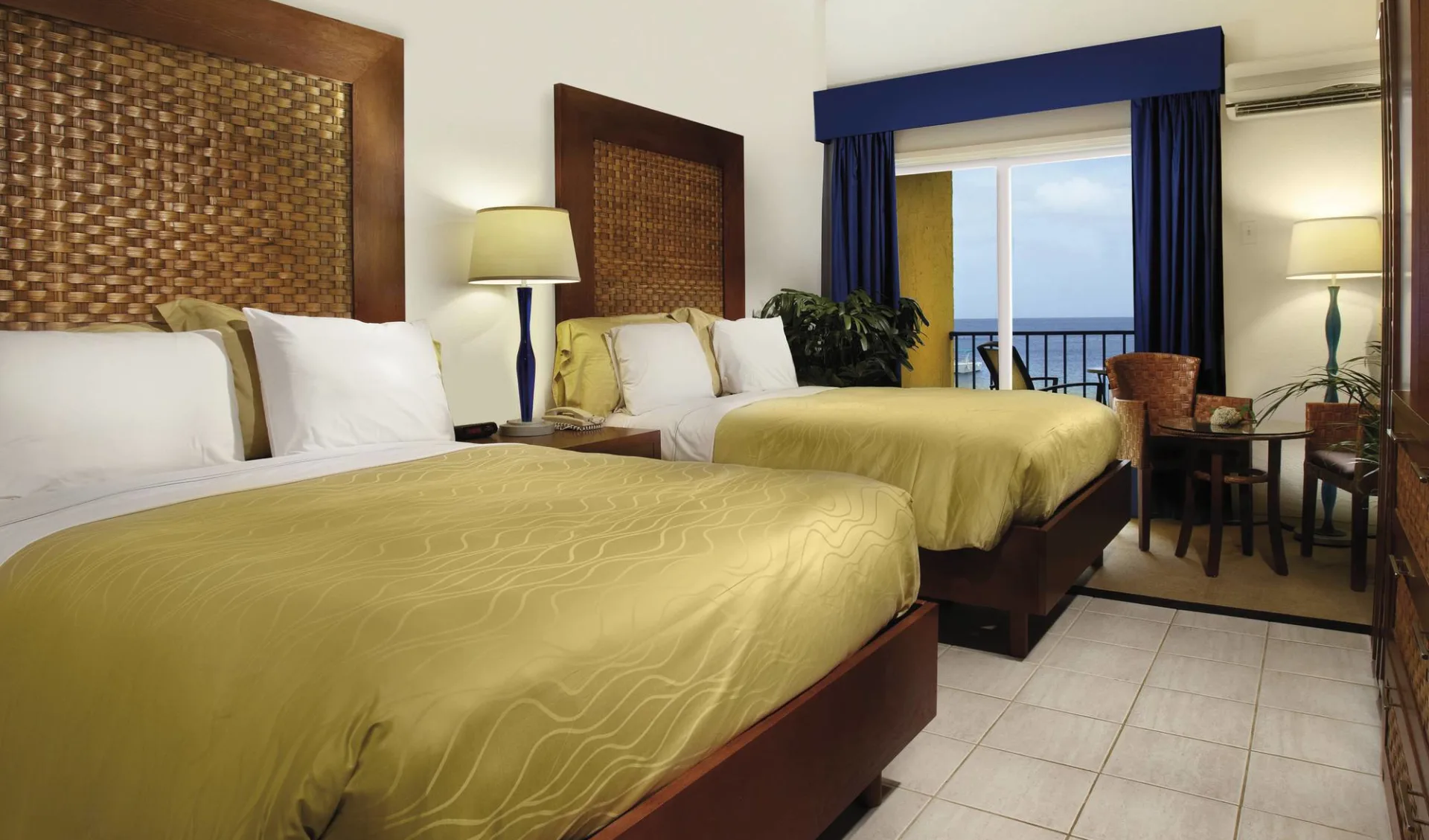 Divi Flamingo Beach Resort & Casino in Bonaire: zimmer divi flamingo beach resort and casino twinbed zimmer