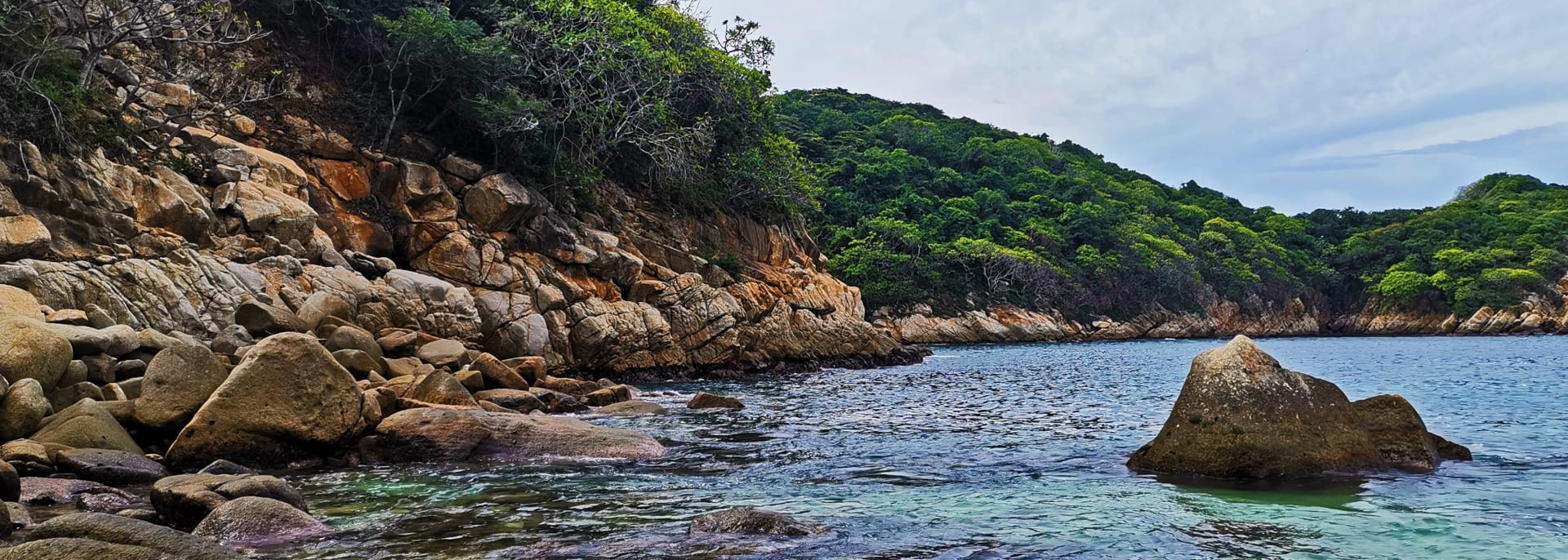  
 
The sea in Acapulco, Mexico