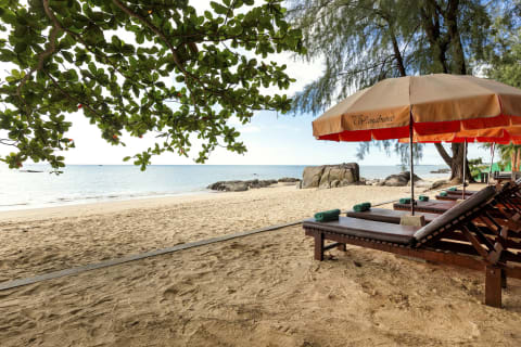 Khaolak Wanaburee Resort