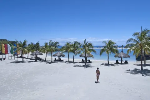 Bluewater Maribago Beach Resort