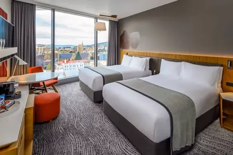 Crowne Plaza Hobart