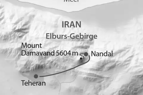 Trekking Mount Damavand