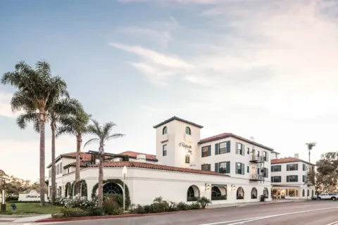 Montecito Inn