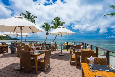Coco de Mer & Black Parrot Suites