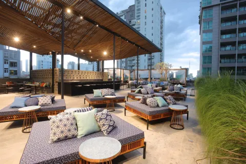 Baitong Hotel & Resort