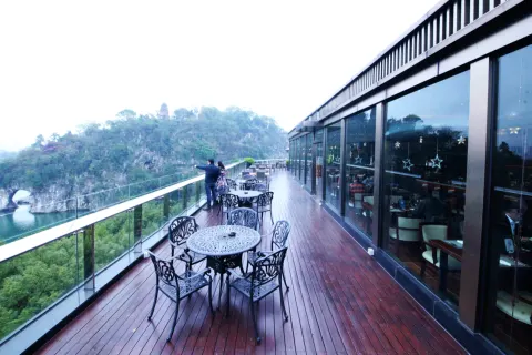 Jolie Vue Boutique Hotel