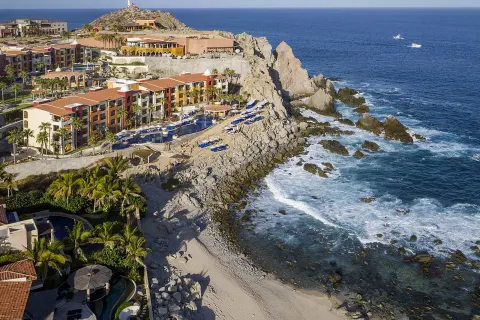 Hacienda Encantada Resort