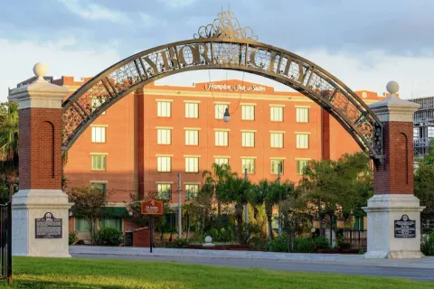 Hampton Inn & Suites Tampa/Ybor City Downtown
