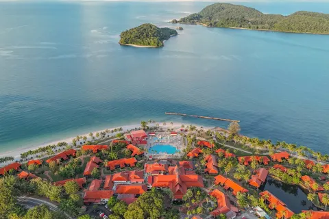 Pelangi Beach Resort & Spa