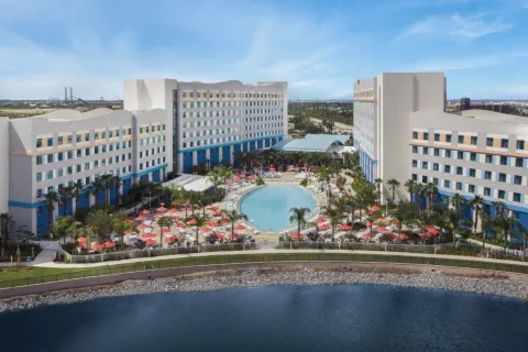 Universal's Endless Summer Resort Surfside Inn