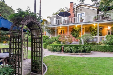 Simpson House Inn