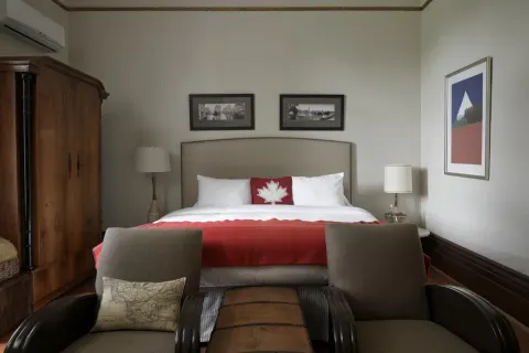 The Eddie Hotel & Farm