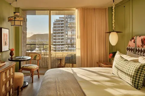 Wayfinder Waikiki