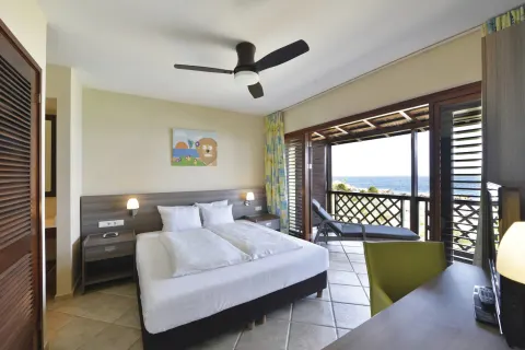 Lions Dive & Beach Resort