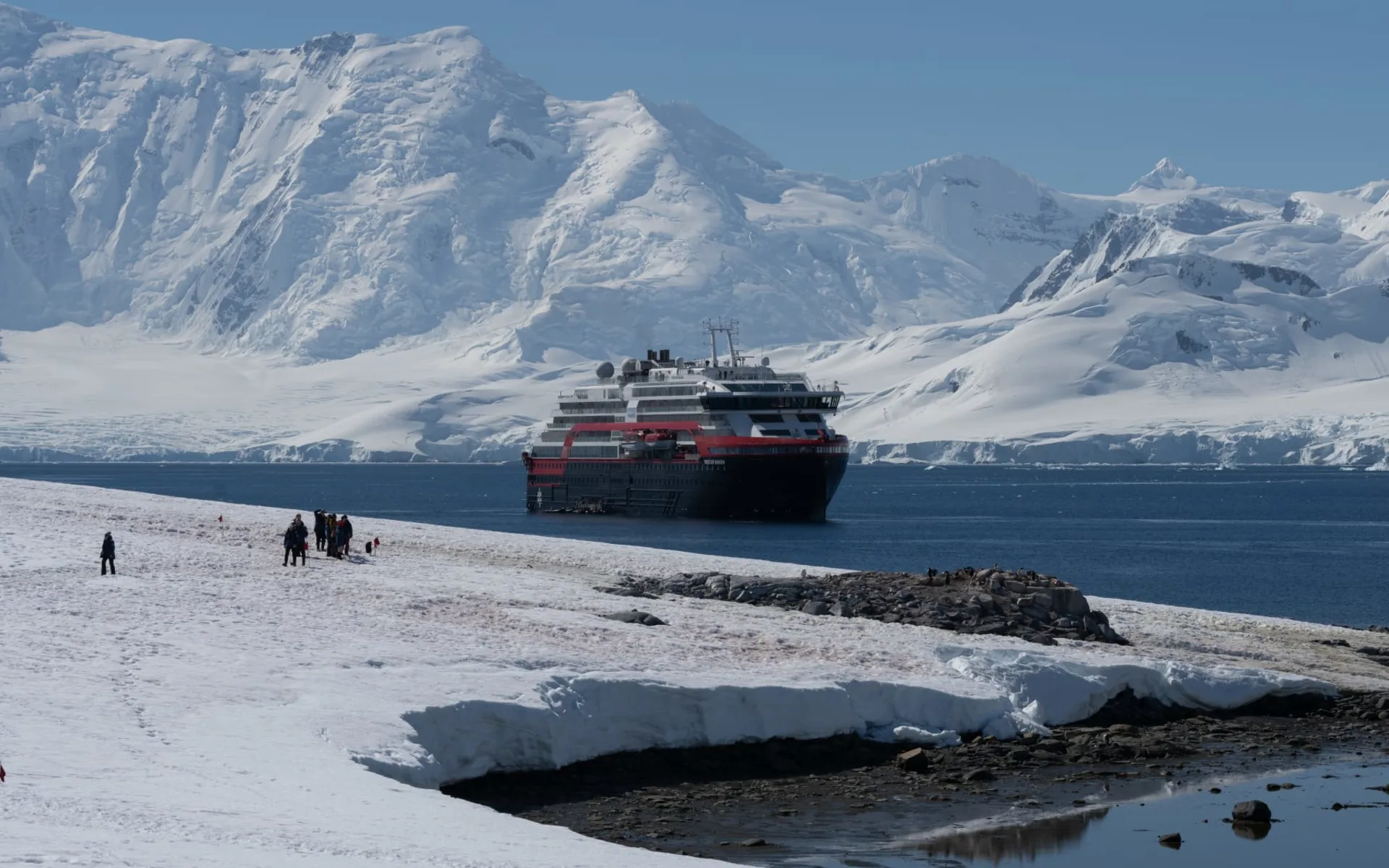 Intensive Expeditionsreise Antarktis, Falkland-Inseln und Südgeorgien ab Santiago de Chile: 20250121-antarctica-damoy-point-Kim-Rormark-4824-2025-01-21-Kim-Rormark-37056031-Photo_Kim_Rormark