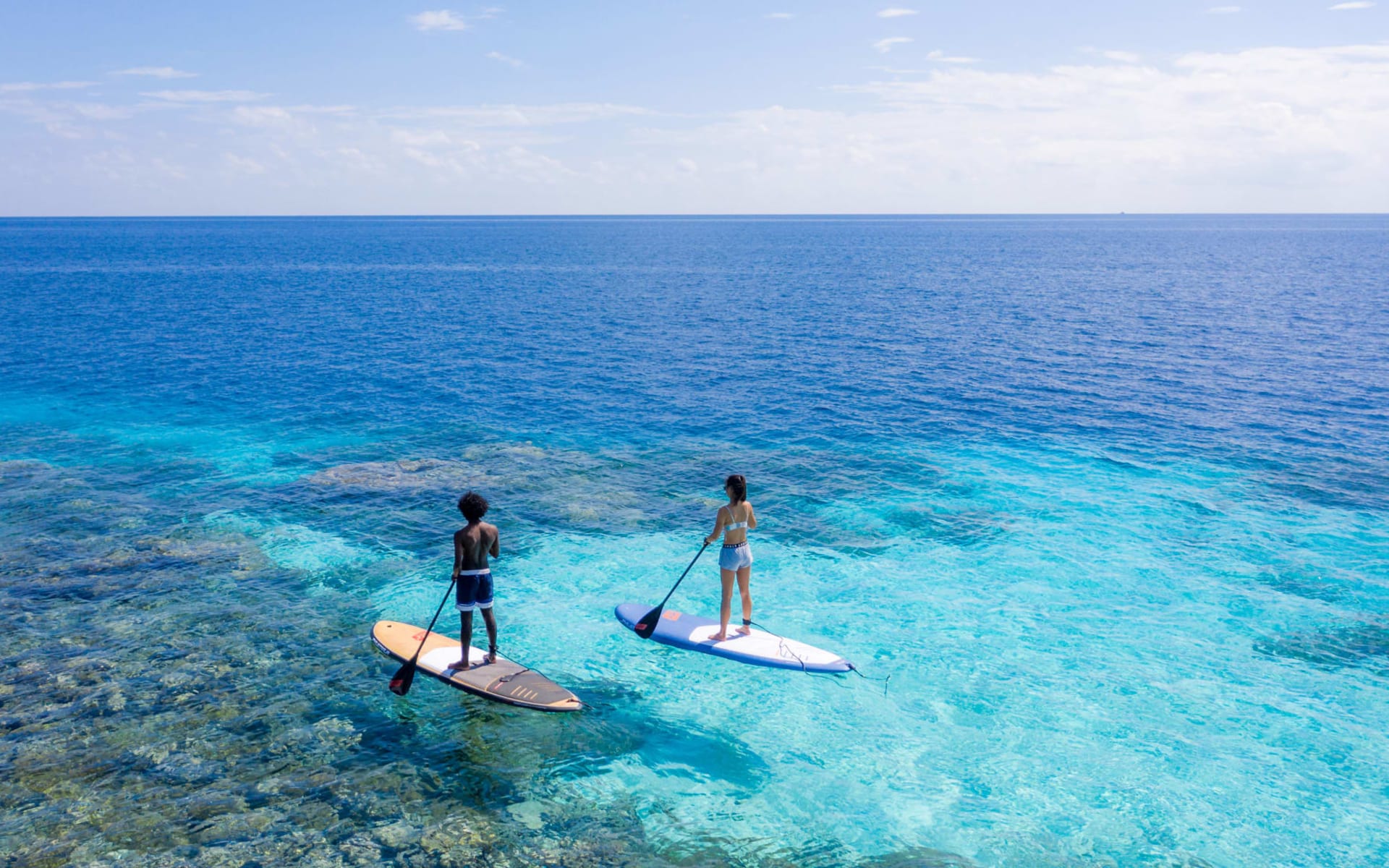 RAH GILI MALDIVES in Südmale-Atoll: Standup Paddling RAH GILI MALDIVES in Südmale-Atoll: Standup Paddling