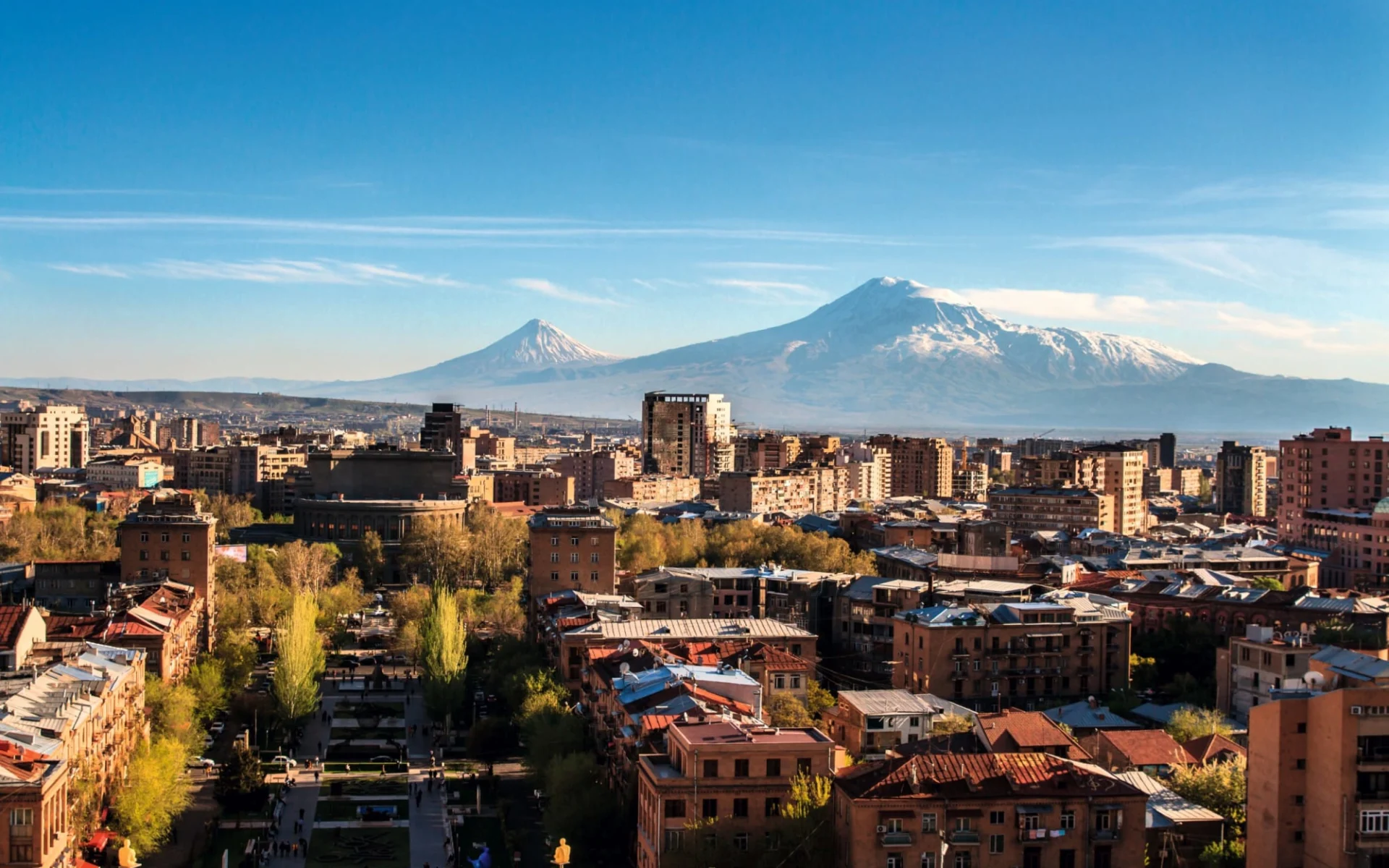 Grosse Kaukasus-Entdeckungsreise ab Baku: Armenien_Jerewan_shutterstock_1067498213_Daniel Tadevosyan Grosse Kaukasus-Entdeckungsreise ab Baku: Armenien_Jerewan_shutterstock_1067498213_Daniel Tadevosyan