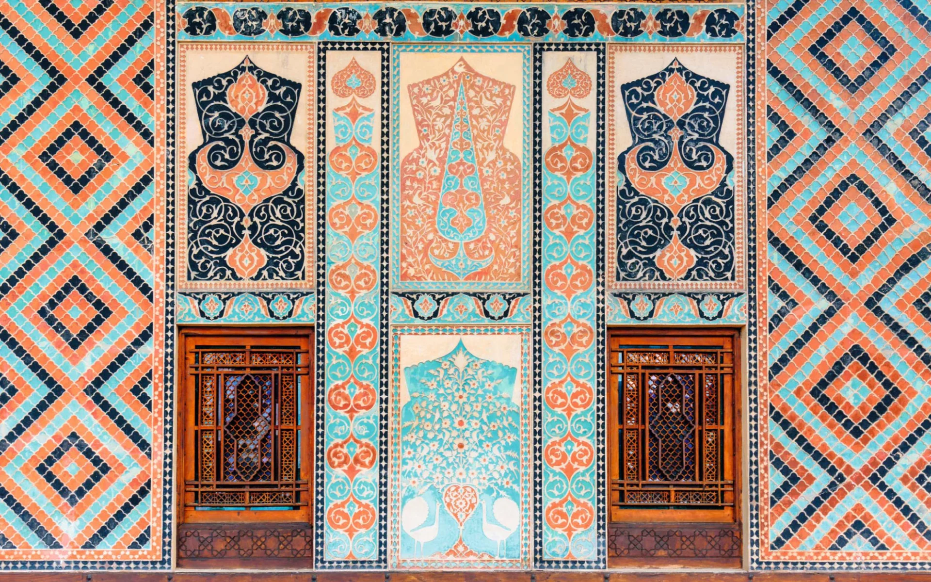 Azerbaijan entdecken ab Baku: Aserbaidschan_Sheki_shutterstock_586447181_Elena Odareeva Azerbaijan entdecken ab Baku: Aserbaidschan_Sheki_shutterstock_586447181_Elena Odareeva