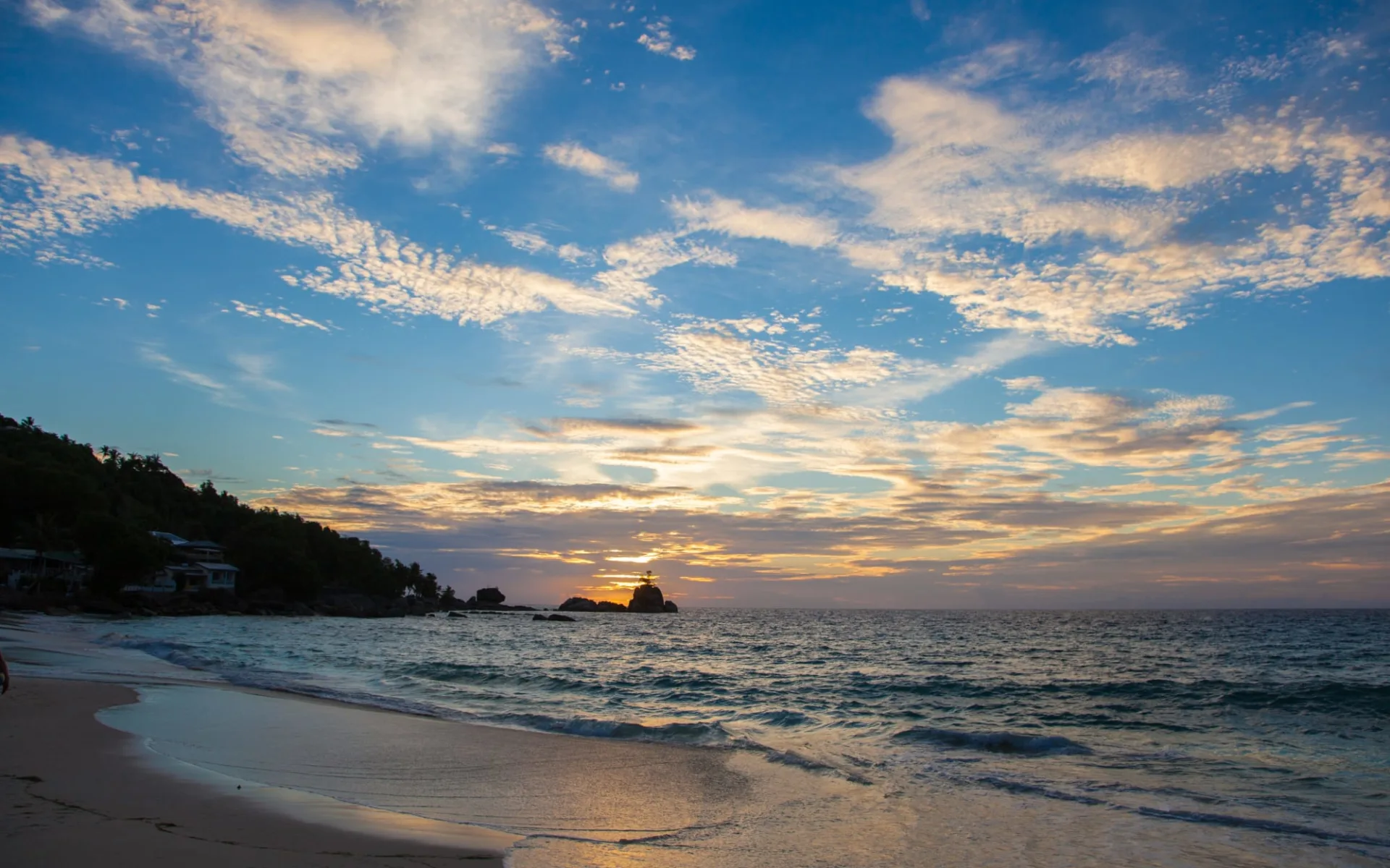 Anse Soleil Beachcomber in Mahé: beach: 