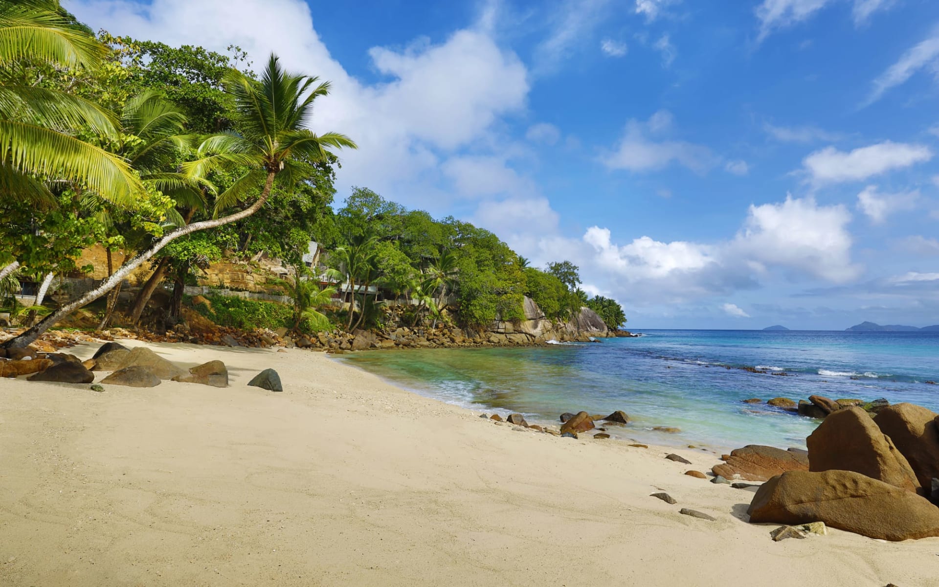 Mango House Seychelles in Mahé: beach:
