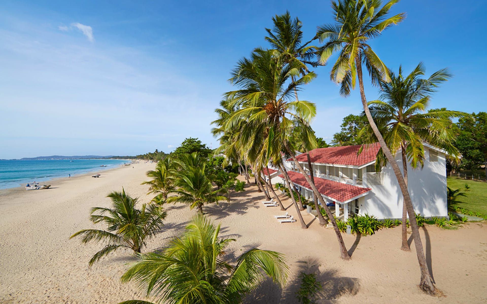 Trinco Blu by Cinnamon in Trincomalee: Beach & Beach Chalet Trinco Blu by Cinnamon in Trincomalee: Beach & Beach Chalet