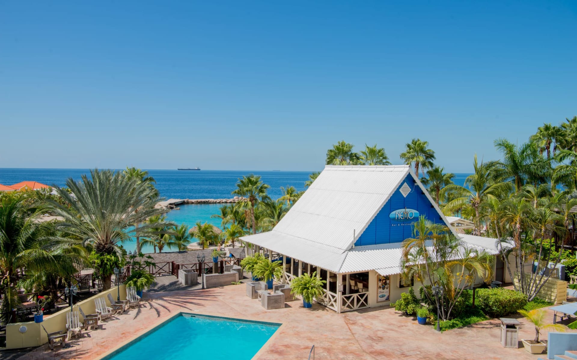 Lions Dive & Beach Resort in Curaçao: pool: Nemo Pool Lions Dive & Beach Resort in Curaçao: pool: Nemo Pool