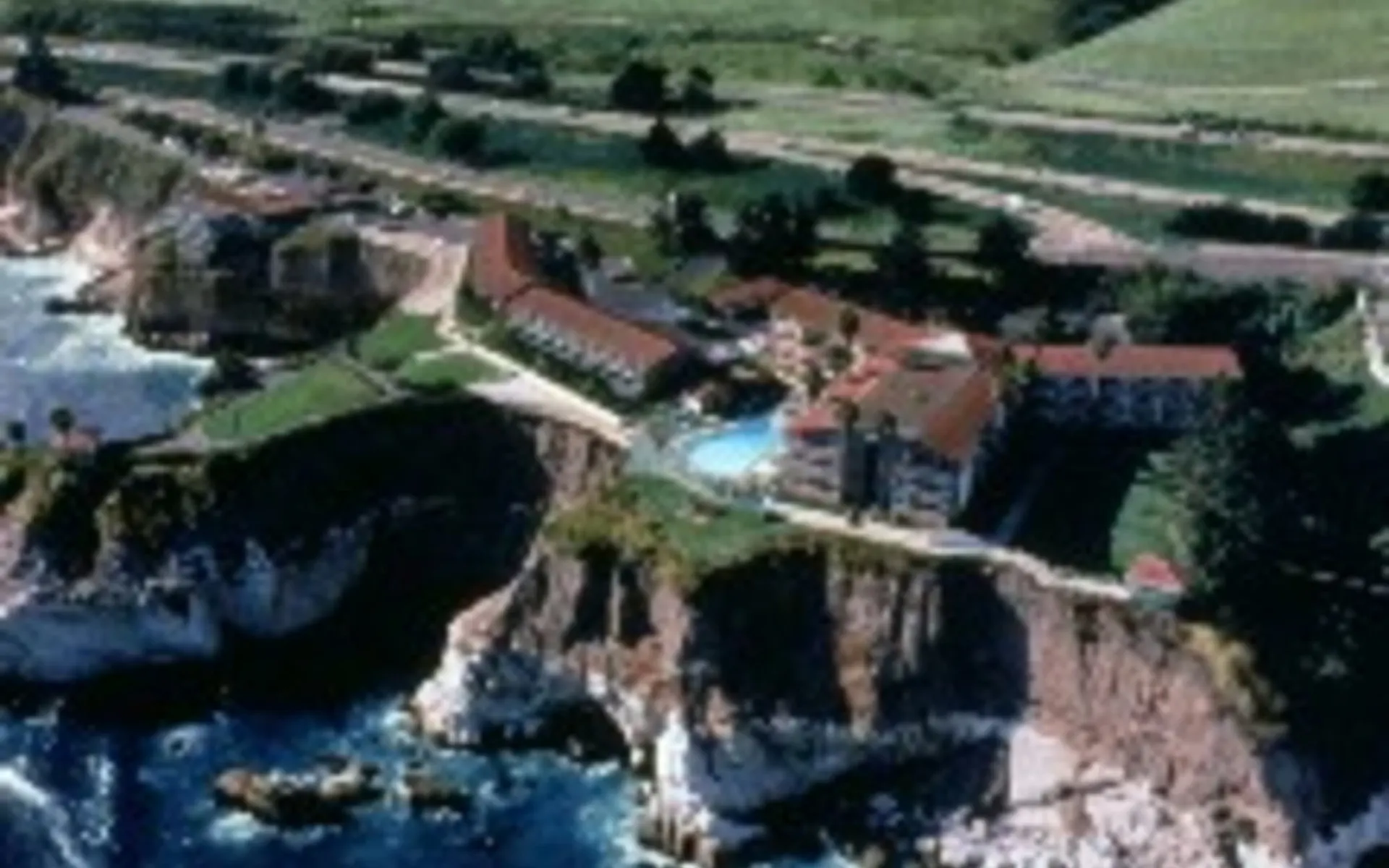 Shore Cliff Hotel in Pismo Beach: BW Shore cliff hotel aerial_Pismo Beach Shore Cliff Hotel in Pismo Beach: BW Shore cliff hotel aerial_Pismo Beach