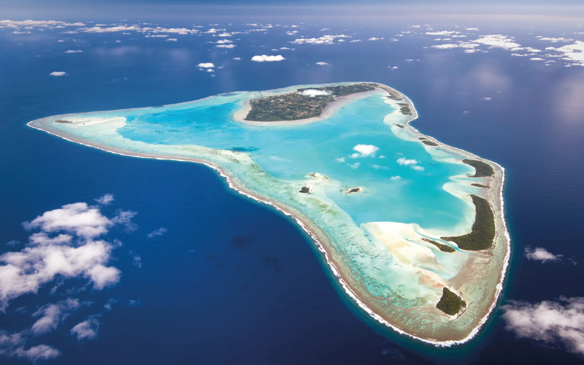 Island Hopping Cook Islands (Rarotonga und Aitutaki) ab Rarotonga Airport: Cook Islands - Aiutaki - Vogelperspektive