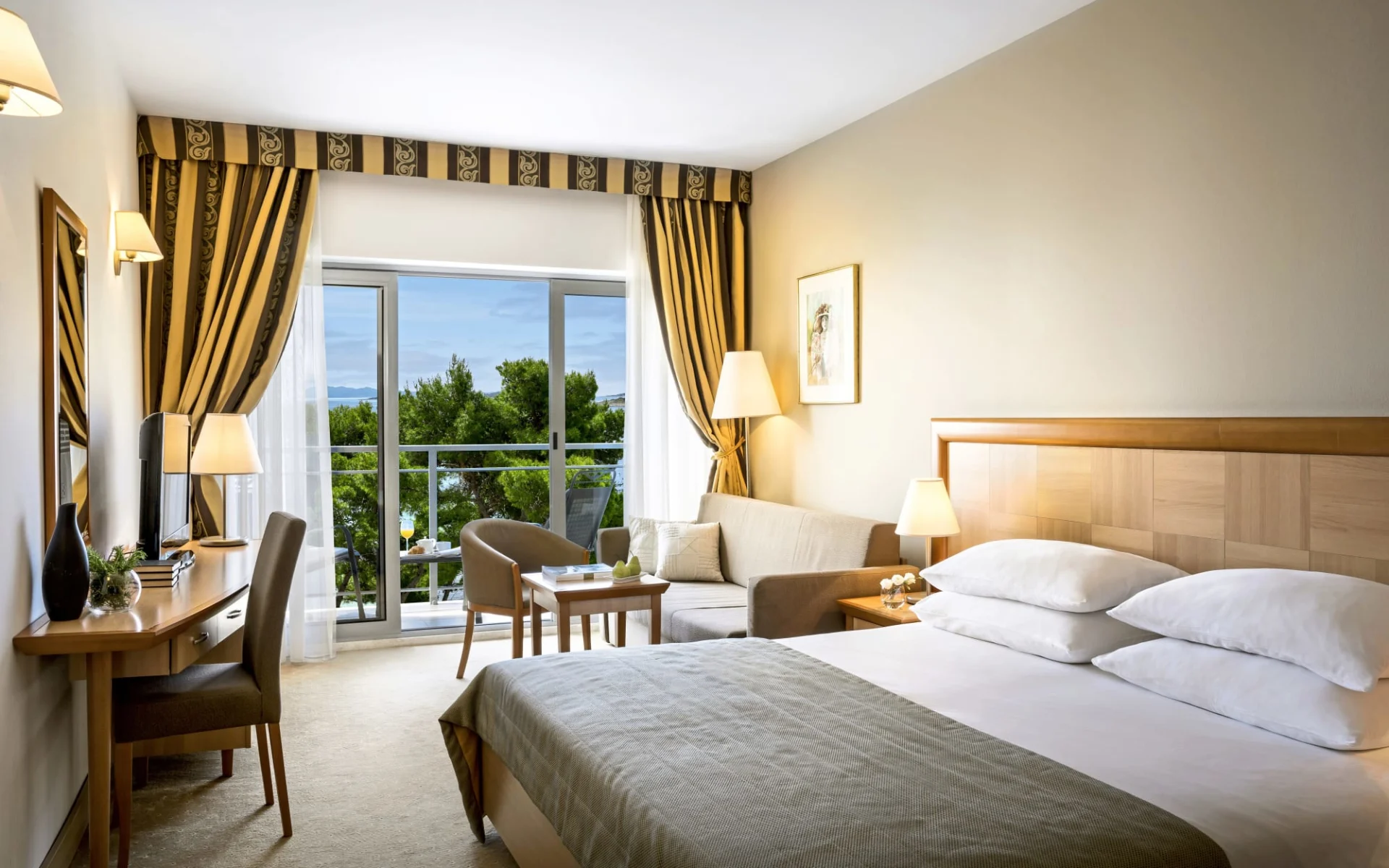 Badeferien im Aminess Grand Azur Hotel ab Orebic: DBV_Aminess Grand Azur 2 Badeferien im Aminess Grand Azur Hotel ab Orebic: DBV_Aminess Grand Azur 2