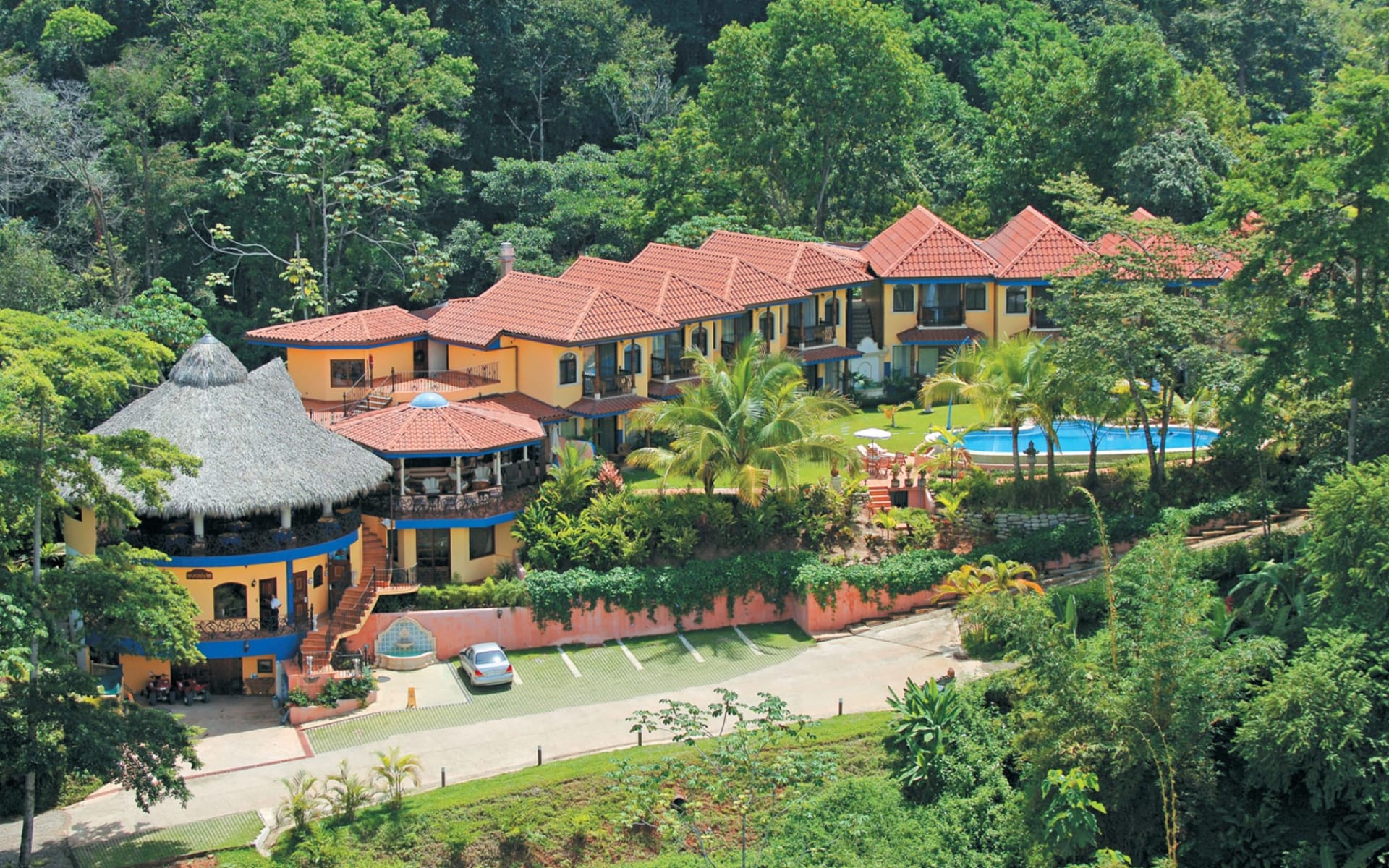 Hotel Cuna del Angel in Dominical: @AerialView_02 Hotel Cuna del Angel in Dominical: @AerialView_02