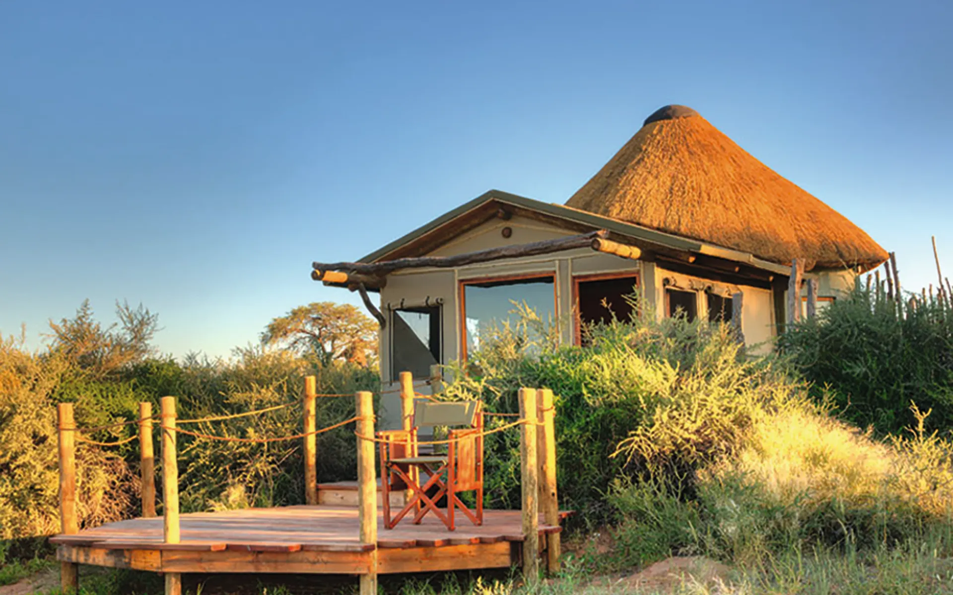 Kalahari Red Dunes Lodge in Mariental: Exterior Kalahari Red Dunes Lodge Hütte von aussen
