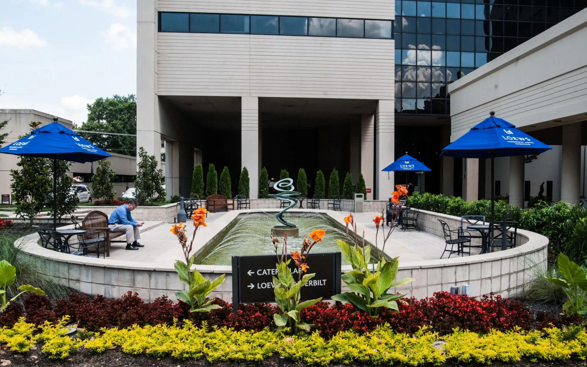 Loews Vanderbilt in Nashville:  Loews Vanderbilt - Fountain