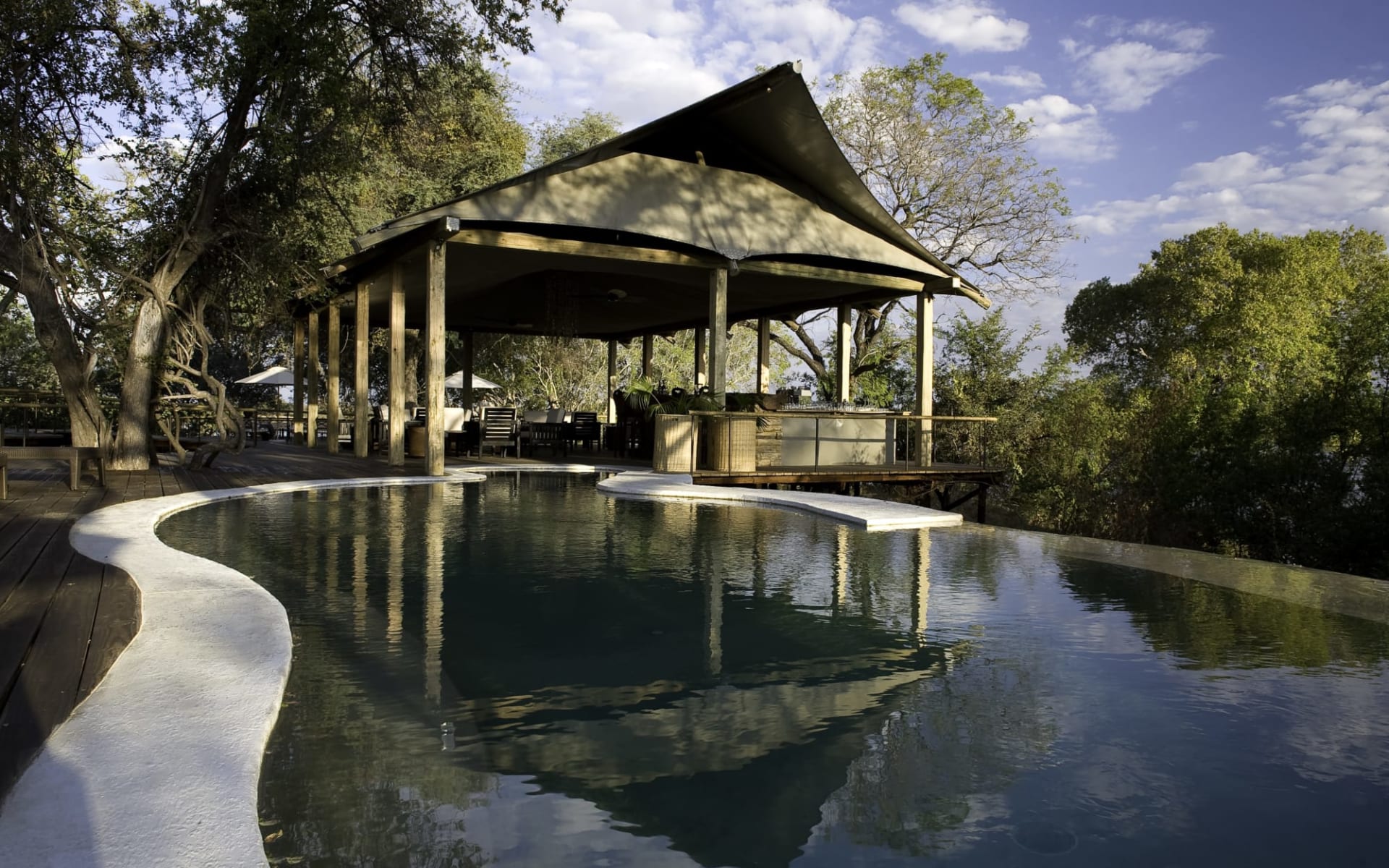 Toka Leya Camp in Livingstone: Toka Leya Toka Leya Camp in Livingstone: Toka Leya