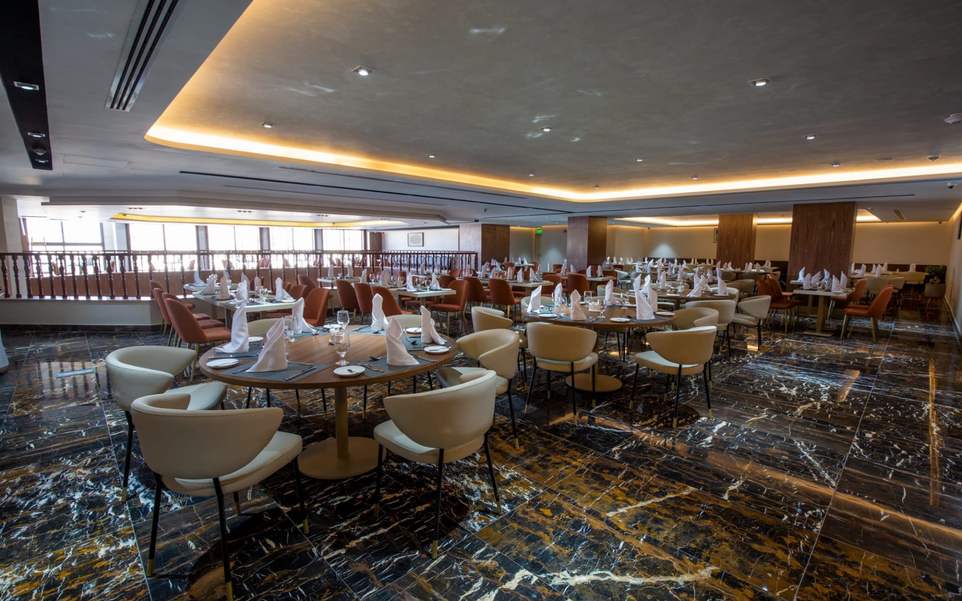 Petra Moon Luxury: f&b: 