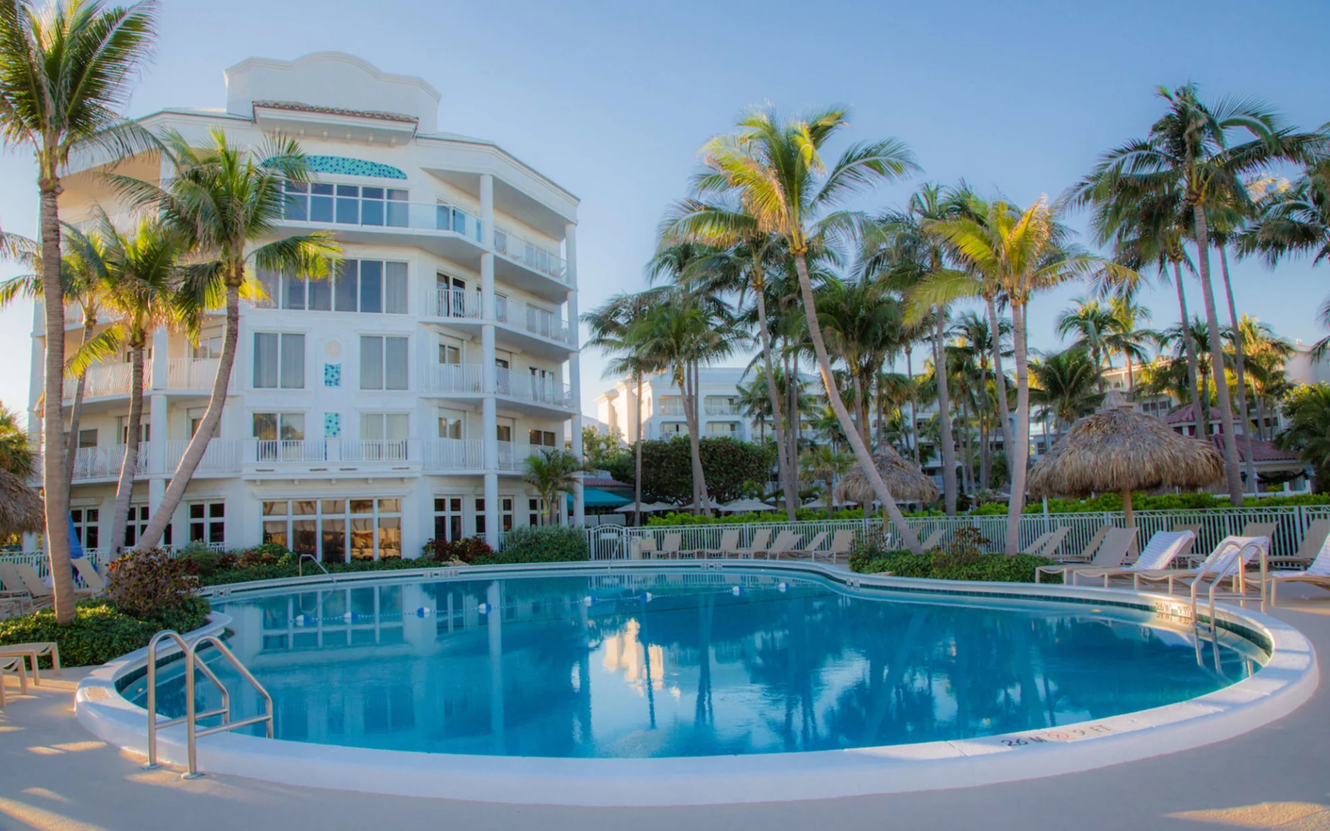 Lago Mar Resort & Club in Fort Lauderdale:  Lago Mar Fort Lauderdale_Pool_HOTELWEBSITE