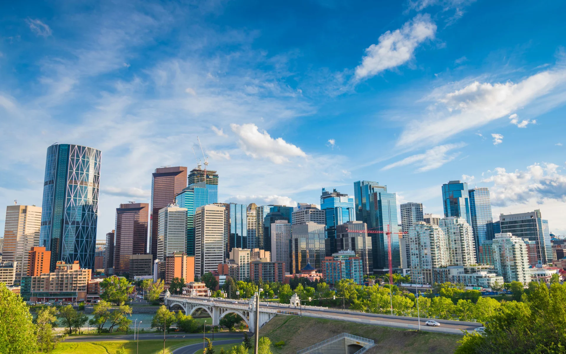 Geheimnisvoller Nordwesten ab Calgary: Kanada - Calgary - Skyline Geheimnisvoller Nordwesten ab Calgary: Kanada - Calgary - Skyline