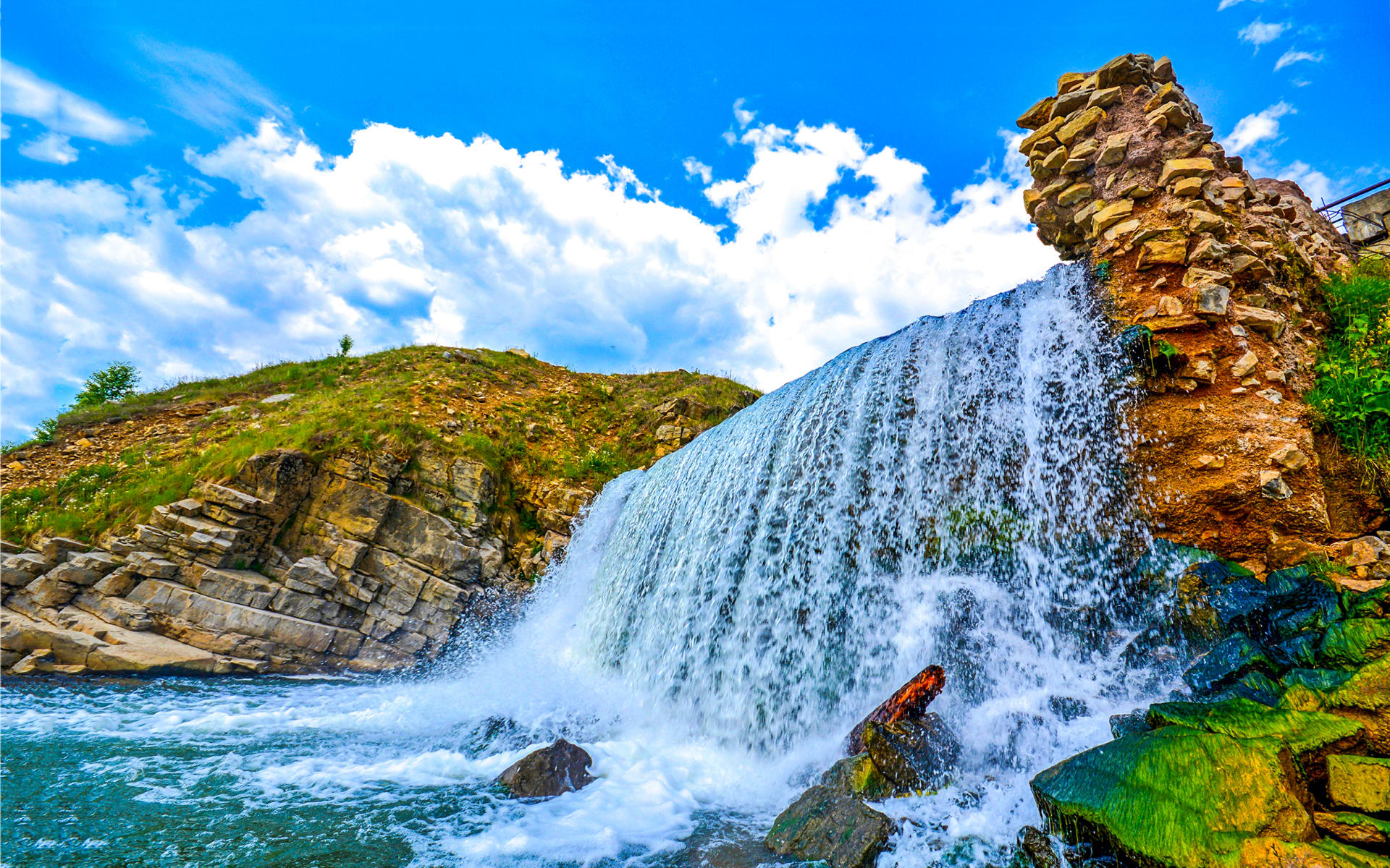 Badeferien im Seaden Sea World Resort & Spa ab Side: kleiner Wasserfall_Türkei Badeferien im Seaden Sea World Resort & Spa ab Side: kleiner Wasserfall_Türkei
