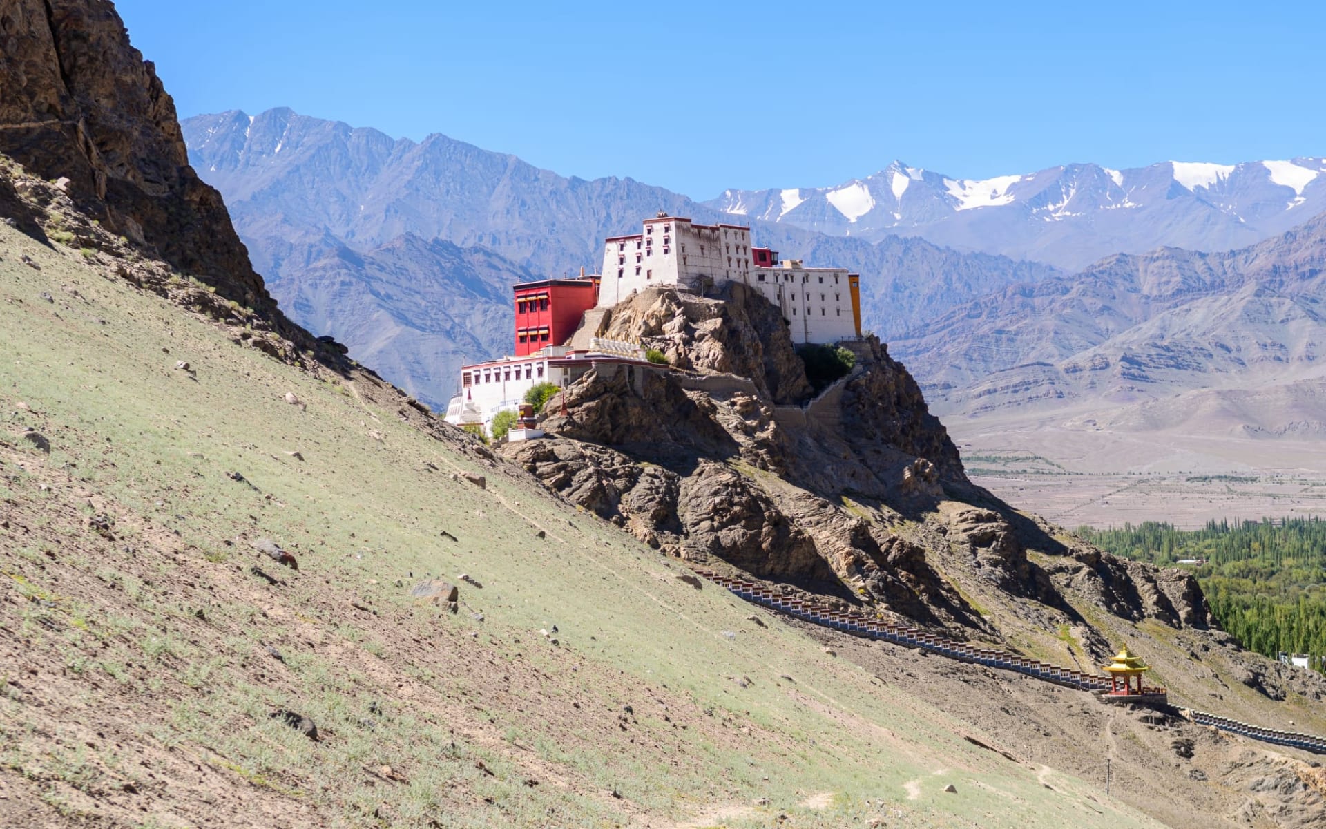 Tempelmagie und Bergidylle ab Delhi: Leh Thiksey Monastery Tempelmagie und Bergidylle ab Delhi: Leh Thiksey Monastery