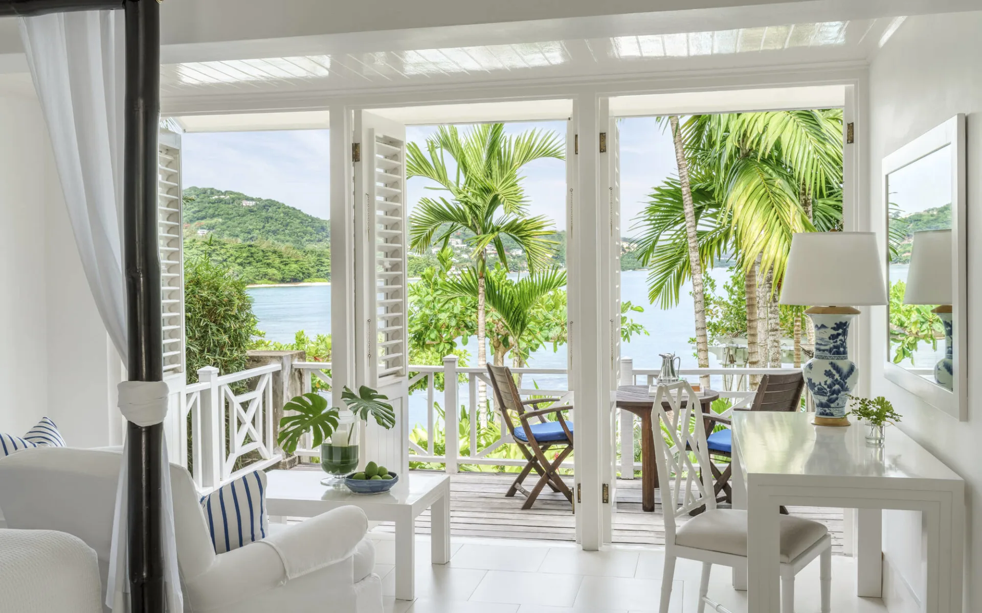 Round Hill Hotel in Montego Bay: Ocean Front Balcony Room (2) - Copy