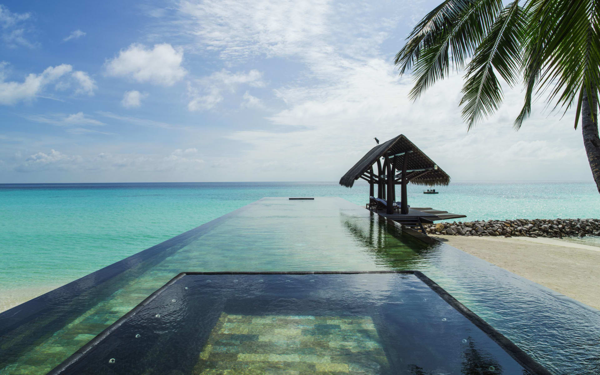 One&Only Reethi Rah in Nordmale-Atoll: pool: One&Only Reethi Rah in Nordmale-Atoll: pool: