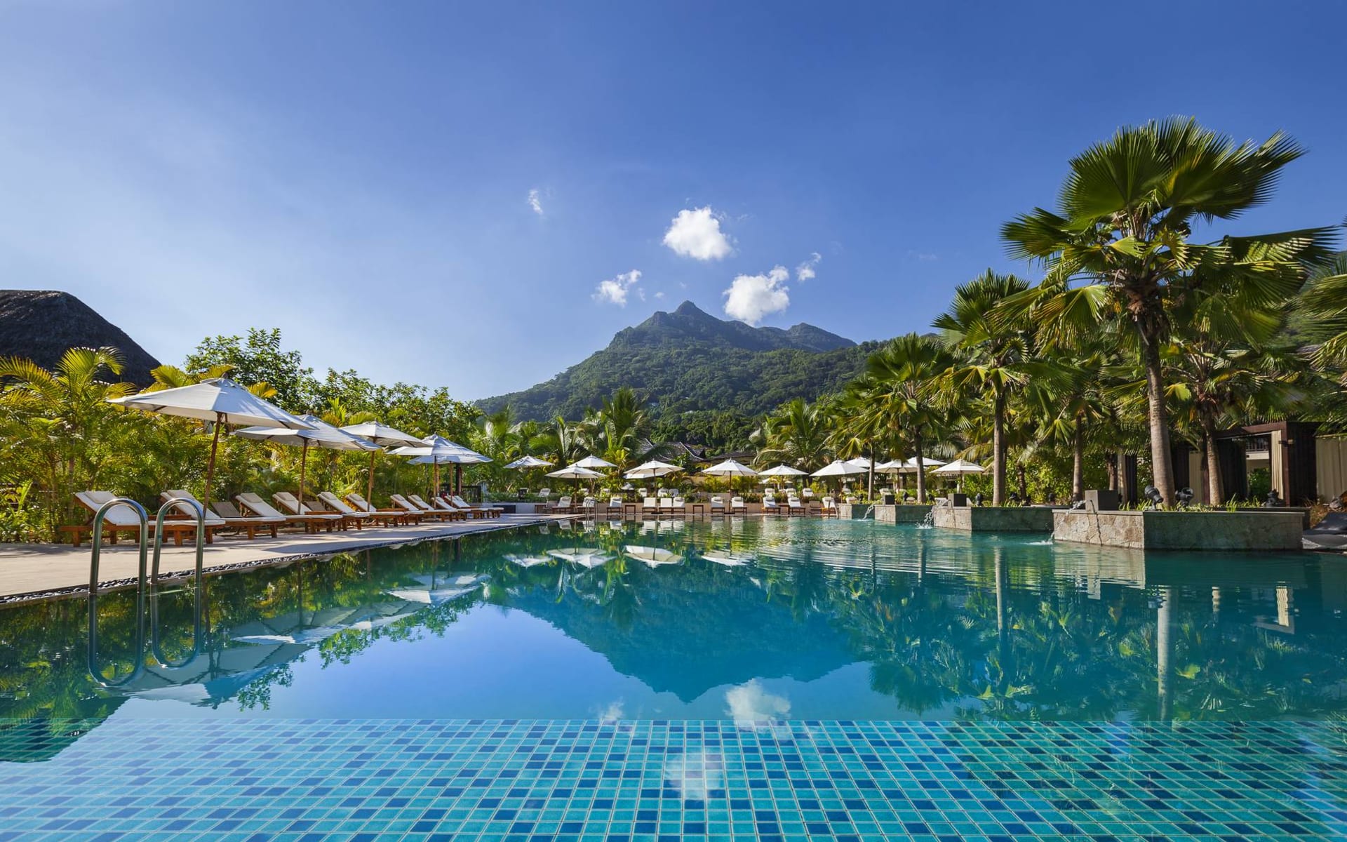 STORY Seychelles in Mahé: pool: 