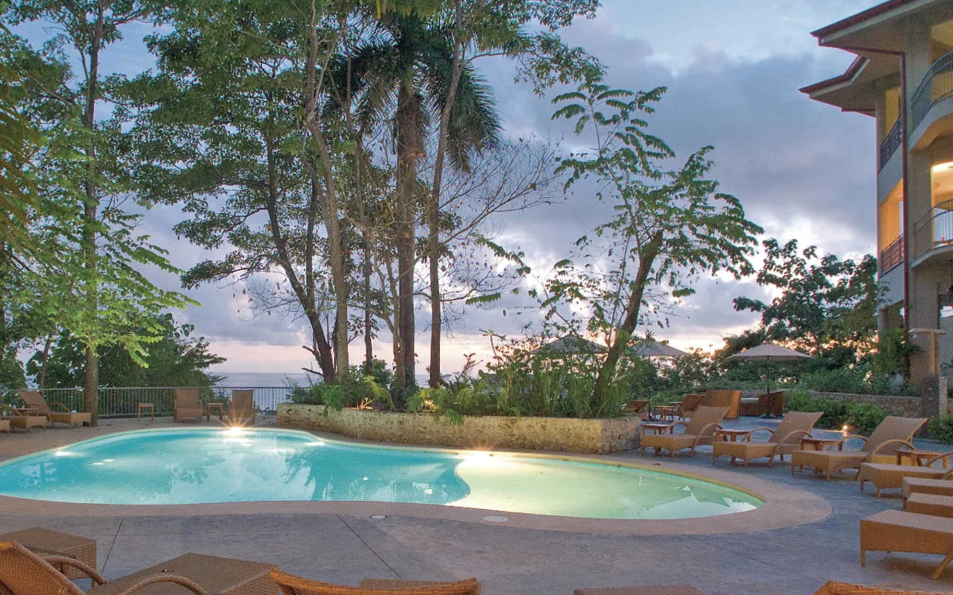 Arenas Del Mar Beachfront & Rainforest Resort in Manuel Antonio: pool arenas del mar pool Arenas Del Mar Beachfront & Rainforest Resort in Manuel Antonio: pool arenas del mar pool