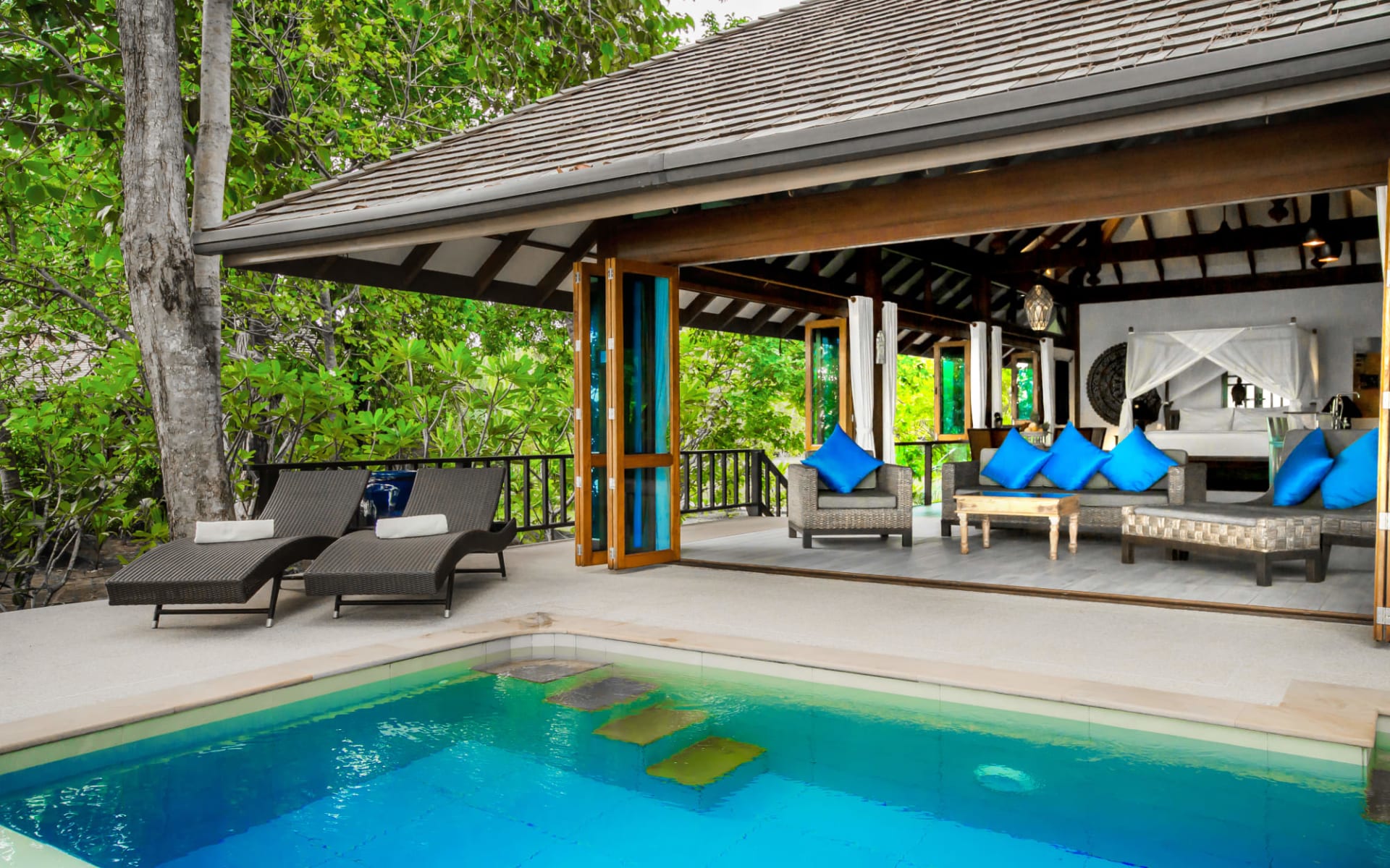 Koh Jum Beach Villas in Ko Jum:  1-Bedroom Beachfront Pool | Baan Si Fah