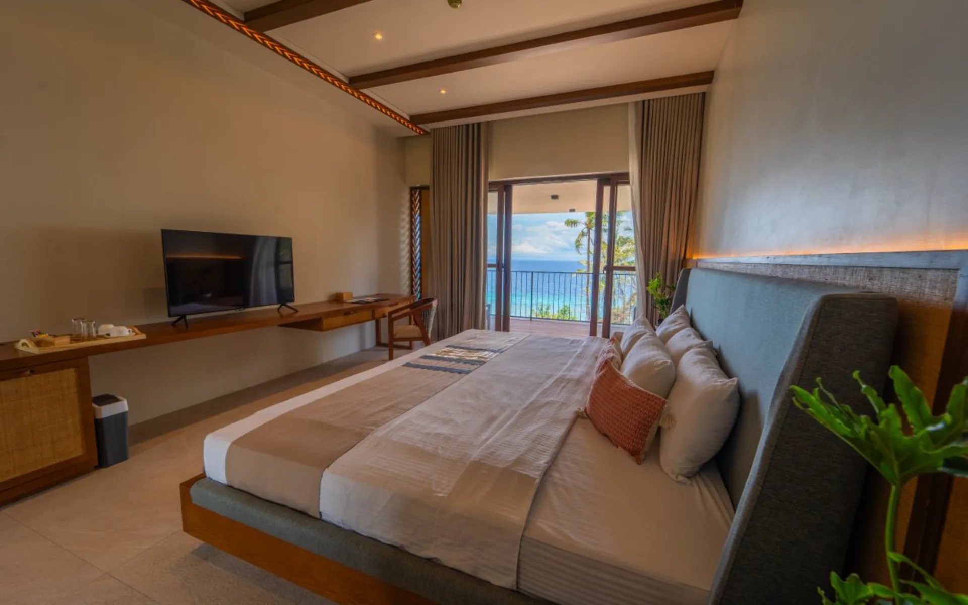 Cebu Beach Club: 2-Bedroom Suite Cebu Beach Club: 2-Bedroom Suite